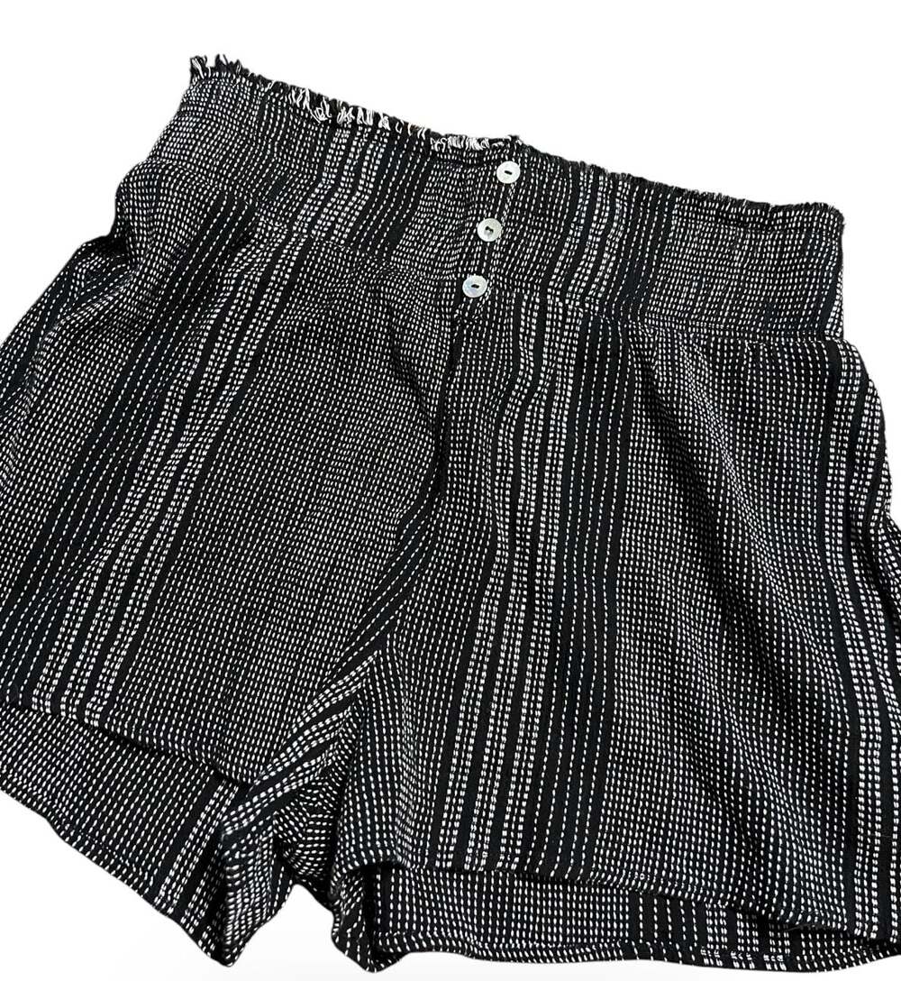 Blue Rain x Francesca's Black and White Striped High-Waisted Shorts Size S